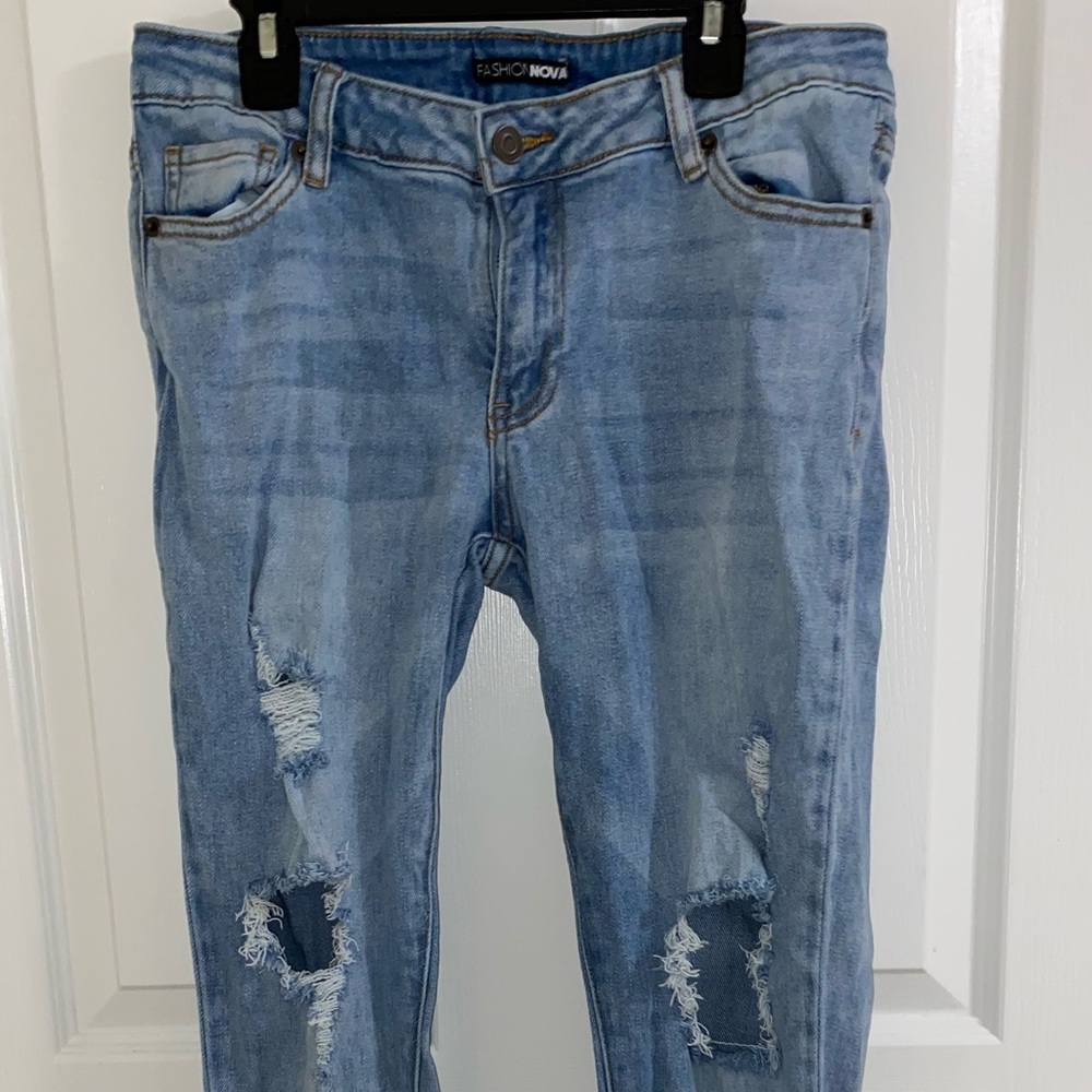 Fashion Nova ripped jeans